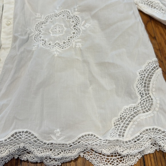 Johnny Was NURA eyelet peasant button down blouse size L white - Picture 5 of 7